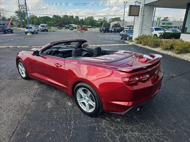 2023 Chevrolet Camaro RWD Convertible 1LT