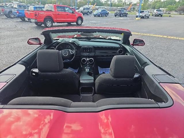 2023 Chevrolet Camaro RWD Convertible 1LT