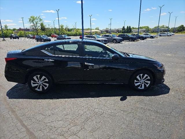 2025 Nissan Altima S FWD