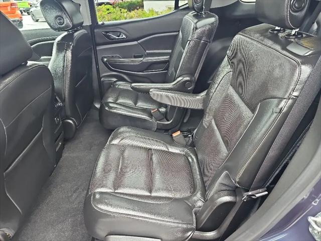 2019 GMC Acadia SLT-1