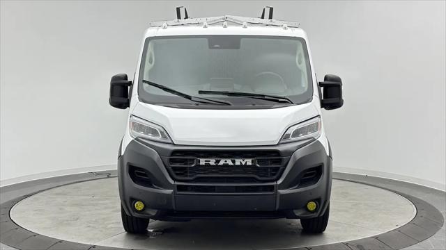 2025 Ram ProMaster Cargo Van SLT+ Low Roof 136" WB