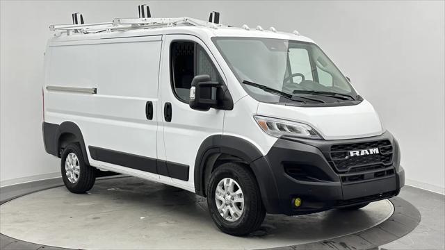 2025 Ram ProMaster Cargo Van SLT+ Low Roof 136" WB