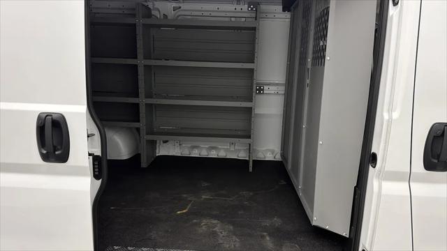 2025 Ram ProMaster Cargo Van SLT+ Low Roof 136" WB