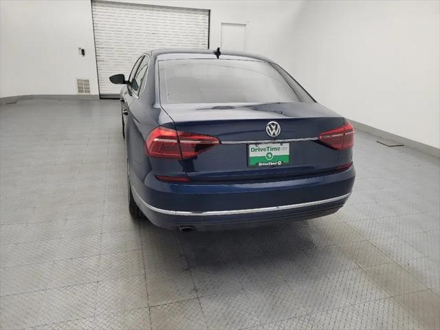 2018 Volkswagen Passat 2.0T SE