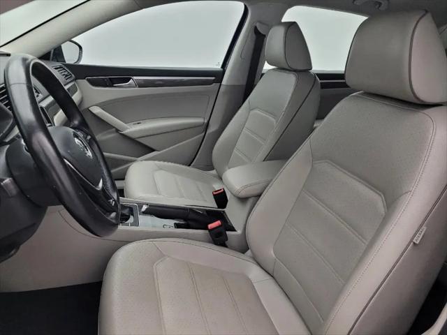 2018 Volkswagen Passat 2.0T SE