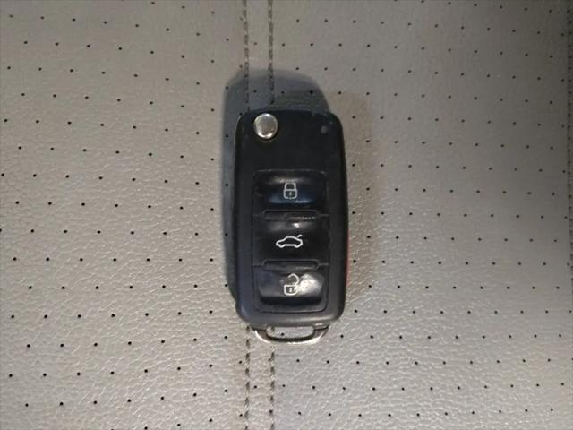 2018 Volkswagen Passat 2.0T SE