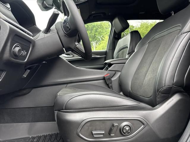 2026 Jeep Grand Cherokee L Altitude 4x4