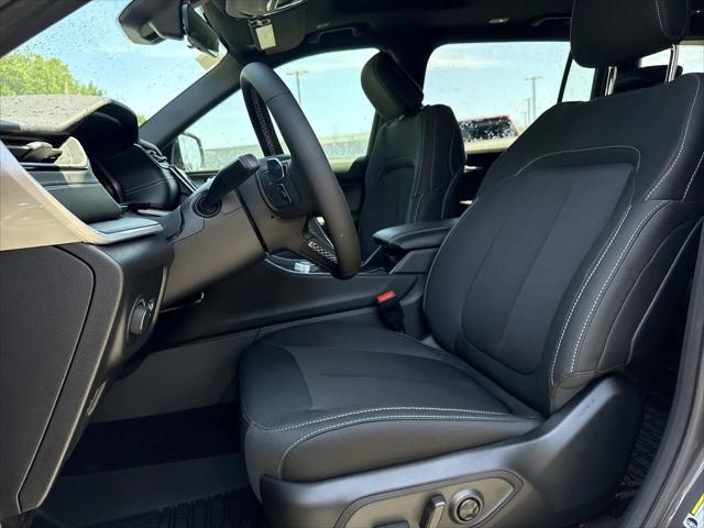 2026 Jeep Grand Cherokee L Altitude 4x4