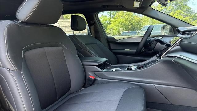 2026 Jeep Grand Cherokee L Altitude 4x4