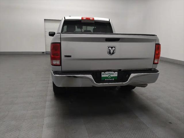 2019 Ram 1500 Classic SLT Crew Cab 4x2 6'4" Box