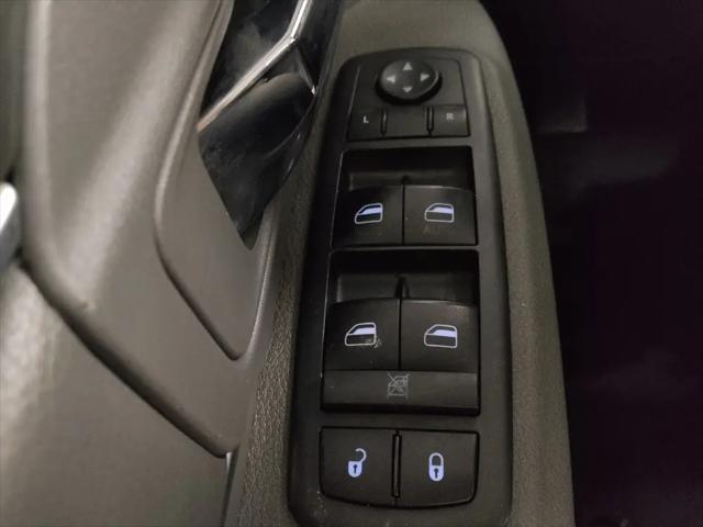 2019 Ram 1500 Classic SLT Crew Cab 4x2 6'4" Box