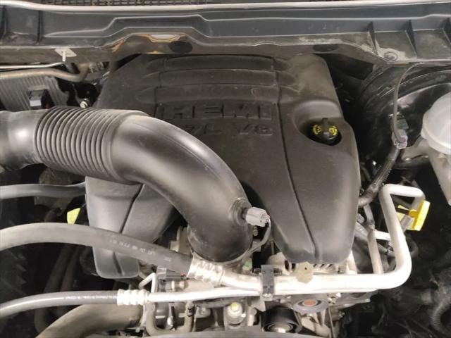 2019 Ram 1500 Classic SLT Crew Cab 4x2 6'4" Box