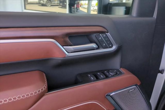 2026 GMC Sierra 2500HD Crew Cab, Standard Bed, Denali Ultimate, 4WD