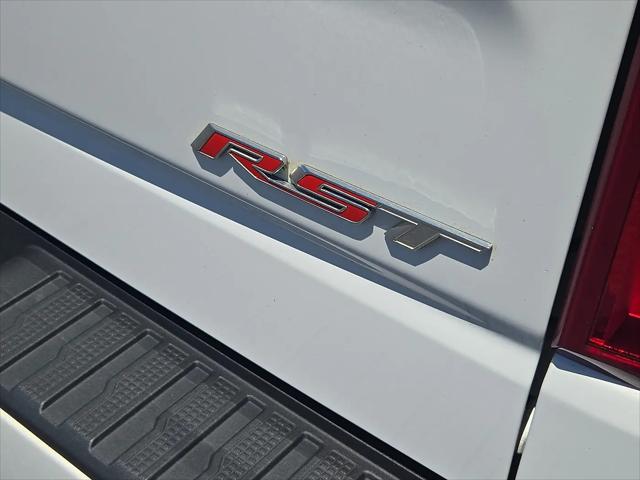 2023 Chevrolet Silverado 1500 4WD Crew Cab Short Bed RST