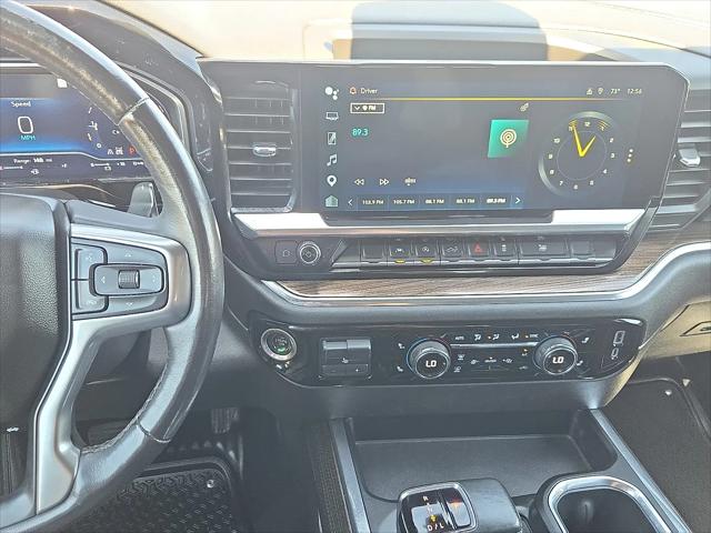 2023 Chevrolet Silverado 1500 4WD Crew Cab Short Bed RST