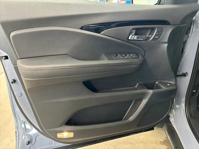 2026 Honda Ridgeline Black Edition Two-Tone