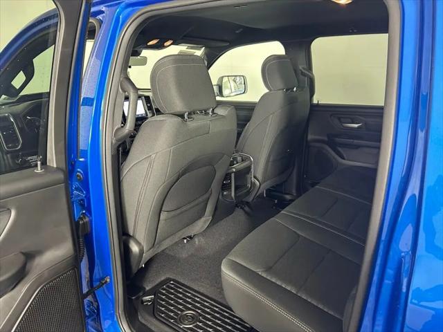 2026 Ram 1500 Express Crew Cab 4x4 5'7" Box