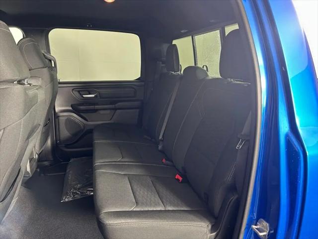 2026 Ram 1500 Express Crew Cab 4x4 5'7" Box