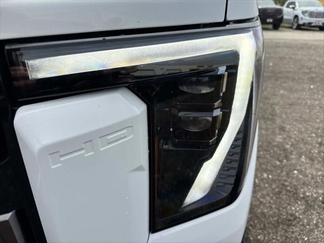 2026 GMC Sierra 2500HD Crew Cab, Standard Bed, AT4X, 4WD