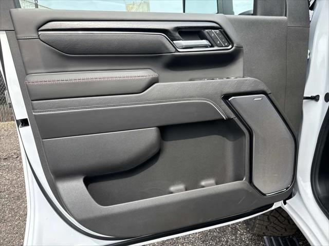 2026 GMC Sierra 2500HD Crew Cab, Standard Bed, AT4X, 4WD