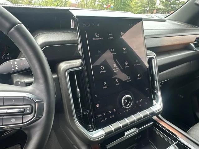 2025 GMC Yukon XL 4WD Denali