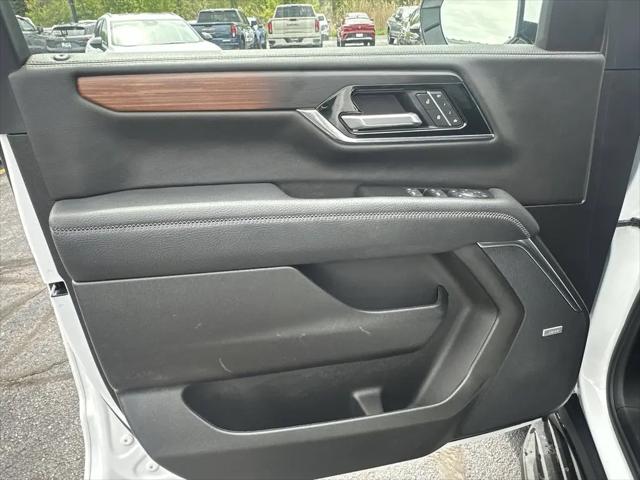 2025 GMC Yukon XL 4WD Denali