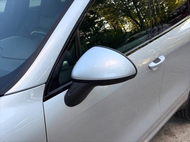 2012 Porsche Cayenne Cayenne