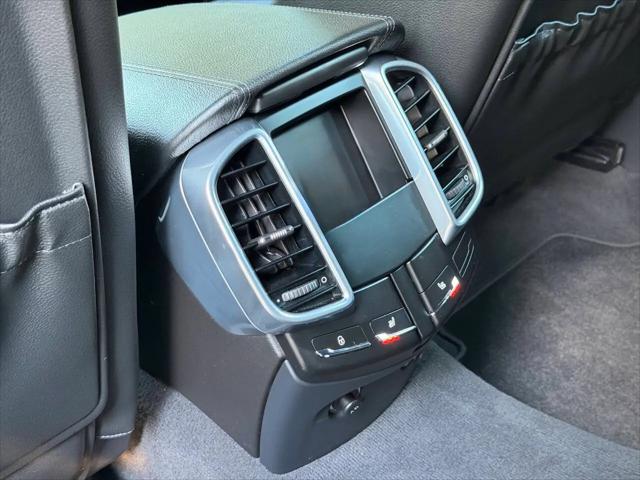 2012 Porsche Cayenne Cayenne