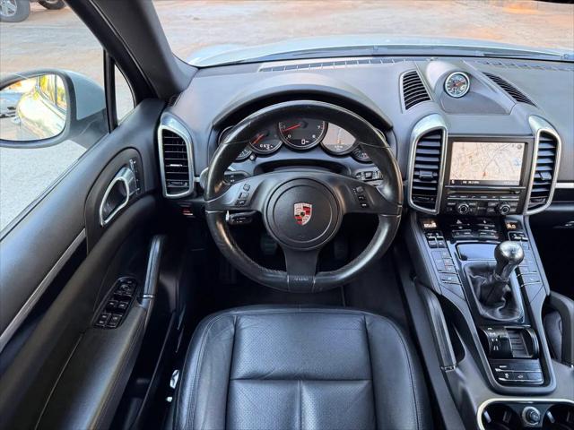 2012 Porsche Cayenne Cayenne