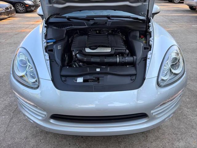 2012 Porsche Cayenne Cayenne