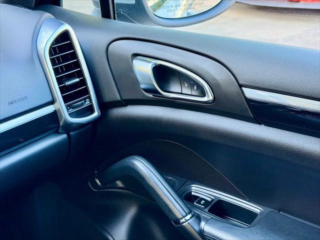 2012 Porsche Cayenne Cayenne
