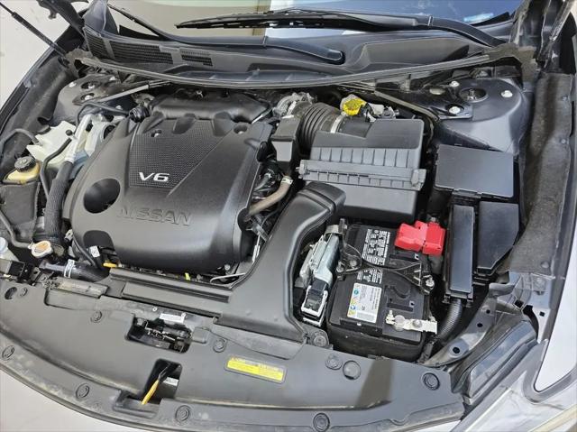 2022 Nissan Maxima SR Xtronic CVT