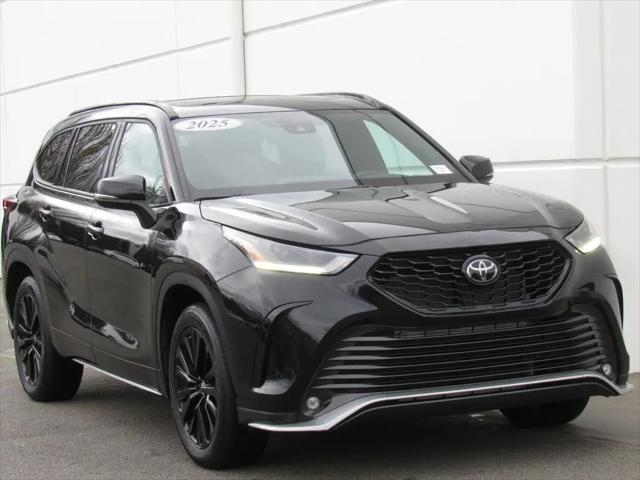 2025 Toyota Highlander XSE
