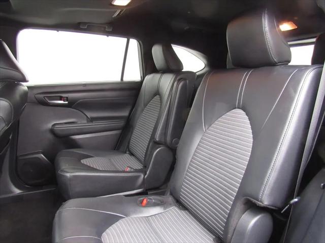 2025 Toyota Highlander XSE