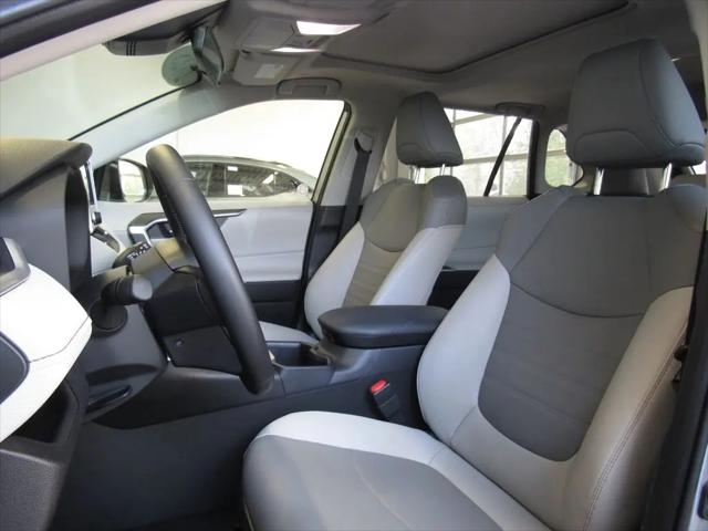 2025 Toyota RAV4 Hybrid XLE Premium