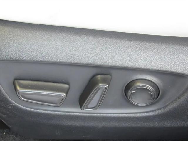 2025 Toyota RAV4 Hybrid XLE Premium