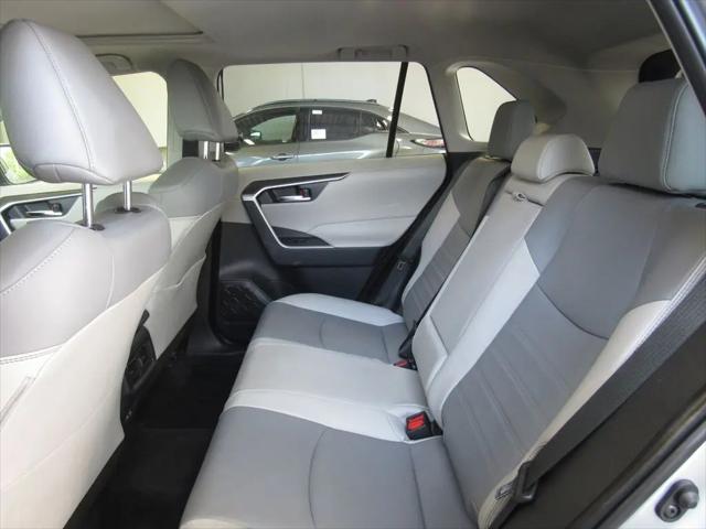 2025 Toyota RAV4 Hybrid XLE Premium