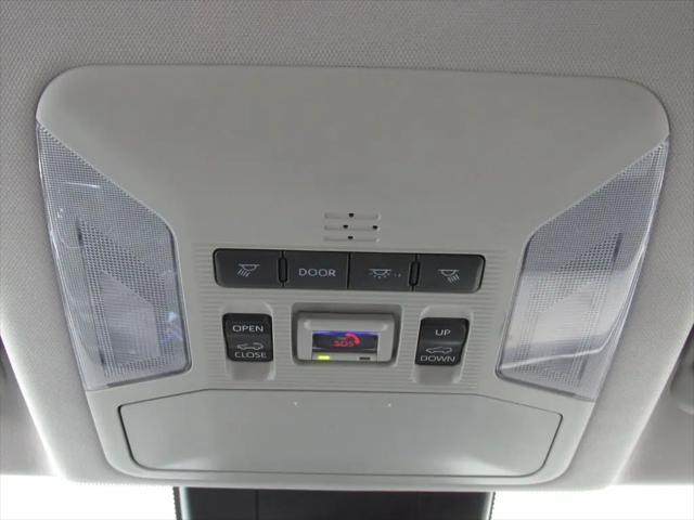 2025 Toyota RAV4 Hybrid XLE Premium