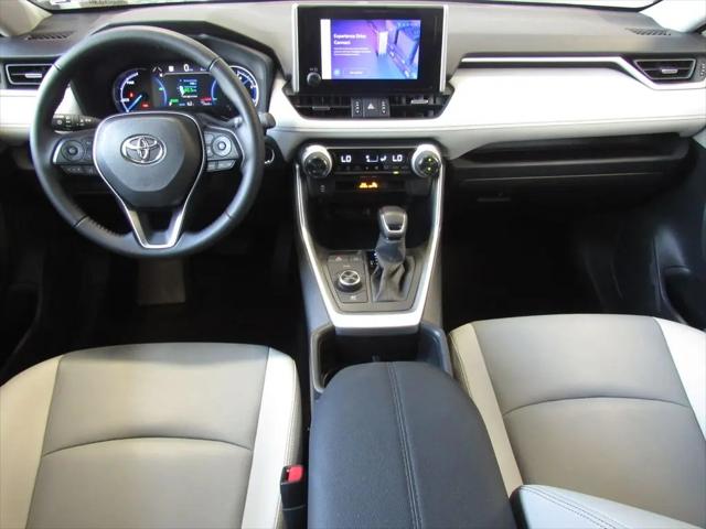 2025 Toyota RAV4 Hybrid XLE Premium