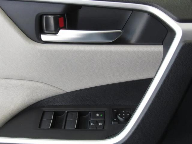 2025 Toyota RAV4 Hybrid XLE Premium