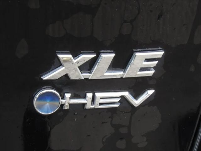 2025 Toyota RAV4 Hybrid XLE Premium
