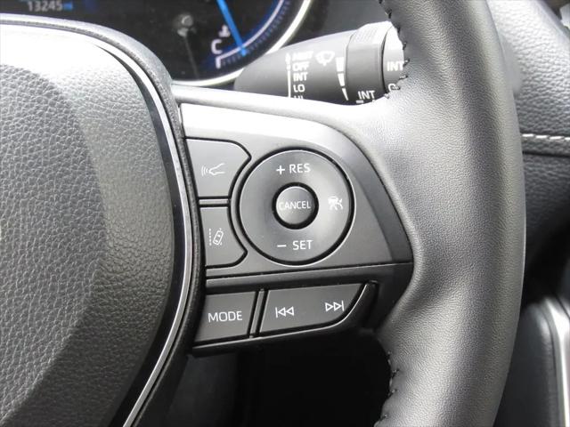 2025 Toyota RAV4 Hybrid XLE Premium