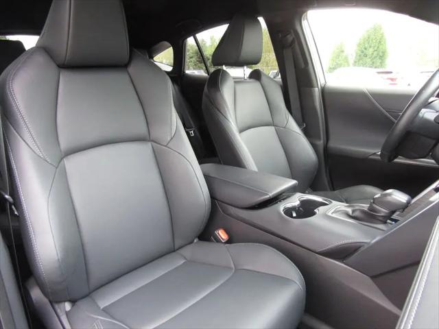 2022 Toyota Venza XLE