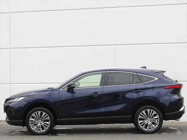 2022 Toyota Venza XLE