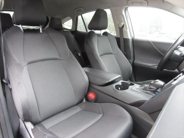 2024 Toyota Venza LE