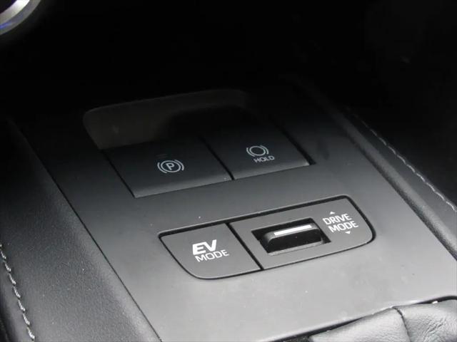 2024 Toyota Venza LE