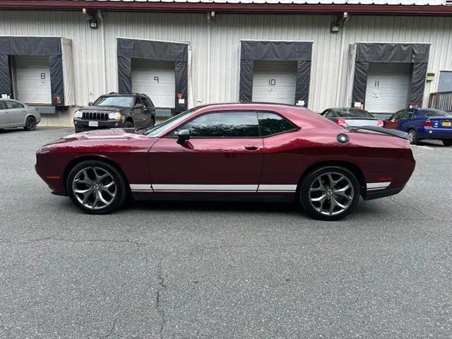 2017 Dodge Challenger SXT