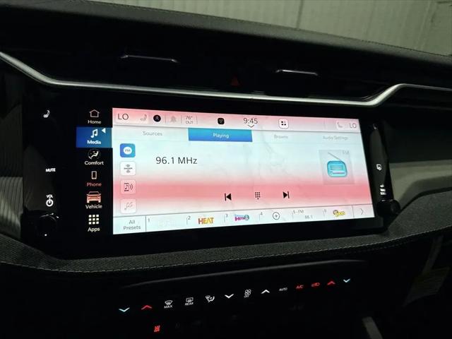 2026 Jeep Cherokee Laredo 4x4