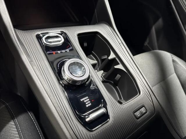 2026 Jeep Cherokee Laredo 4x4