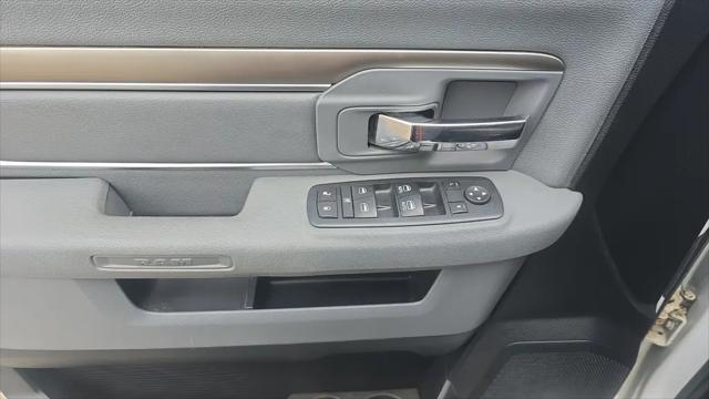 2016 Ram 1500 SLT